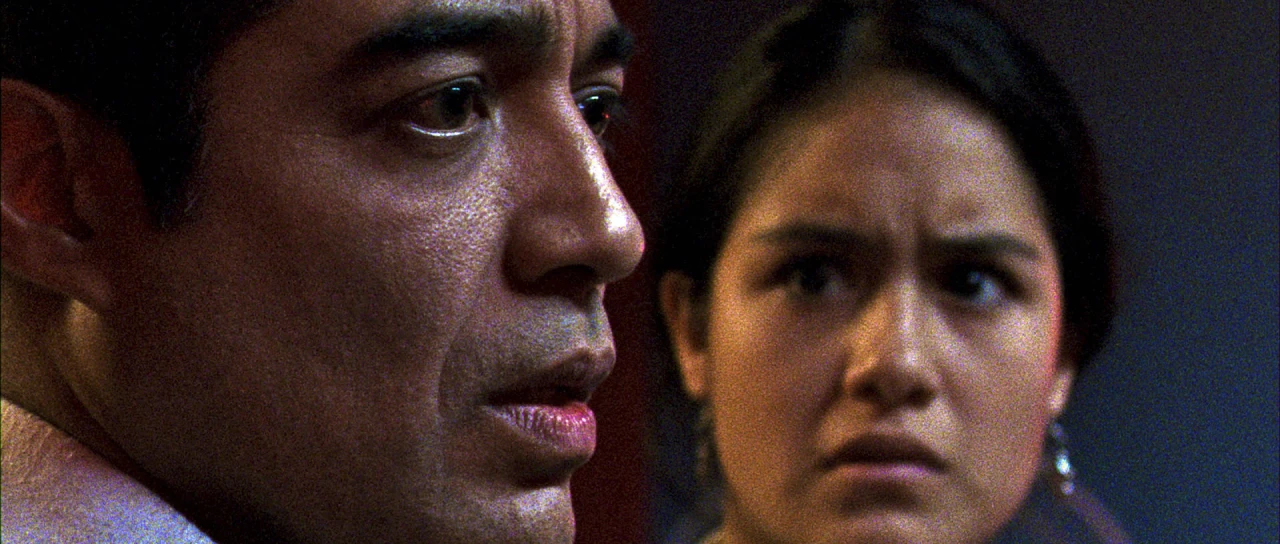 Fotograma del curtmetratge Detras Del Espejo