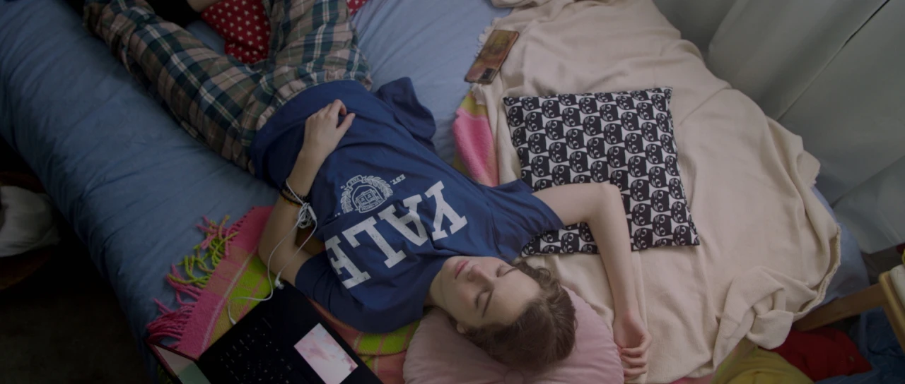 Frame from the short film Conexiones